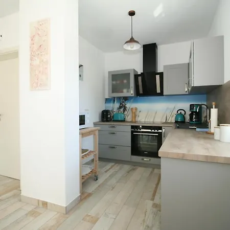 Haus Sprotte بيت للعطل بون